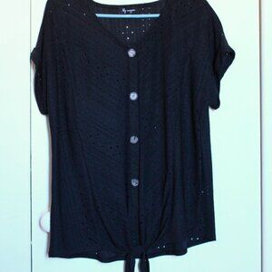 Lily Moran - Black Short-sleeved Tie-bottom Knit Top
